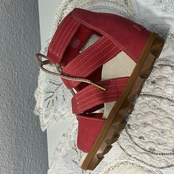NWOT Sorel Joanie II Sandals - Picture 8 of 14